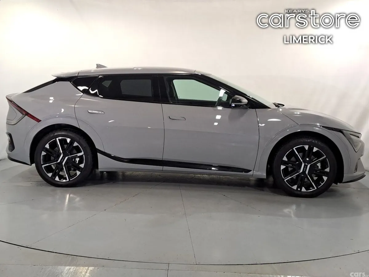 Kia EV6 MPV, Electric, 2025, Grey
