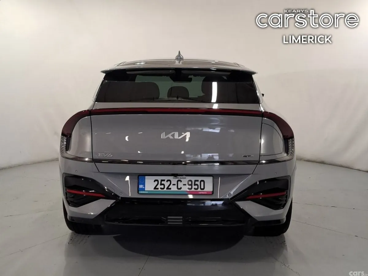 Kia EV6 MPV, Electric, 2025, Grey