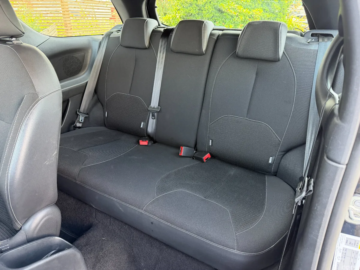 DS Automobiles DS 3 Hatchback, Petrol, 2017, Black