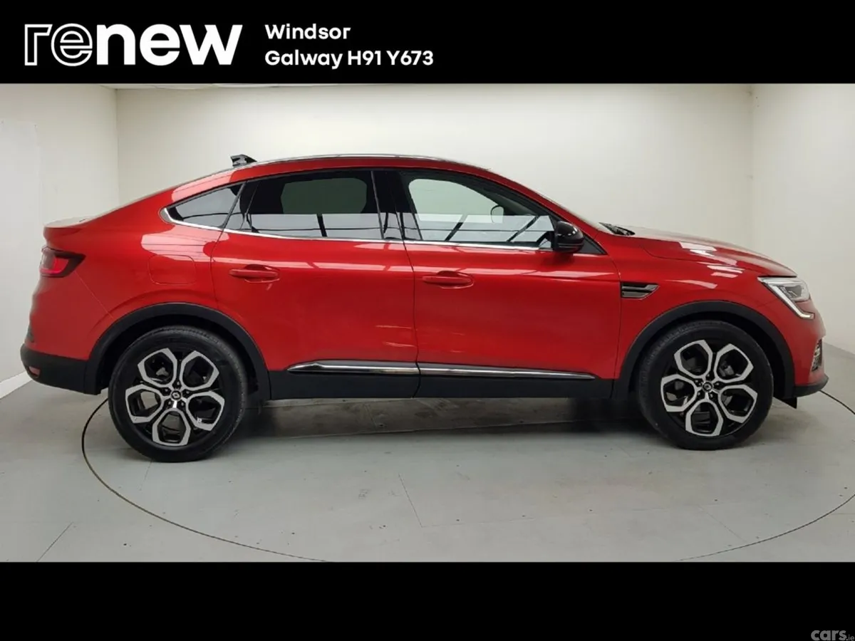 Renault Arkana Hatchback, Petrol Hybrid, 2023, Red