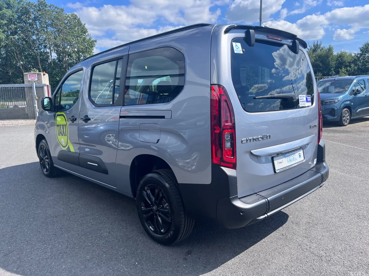 Citroen Berlingo Multispace MPV, Diesel, 2026, Silver