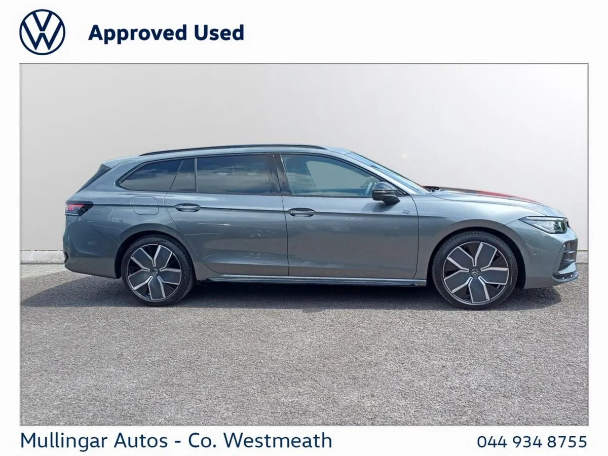 Volkswagen Passat Estate, Diesel, 2026, Grey