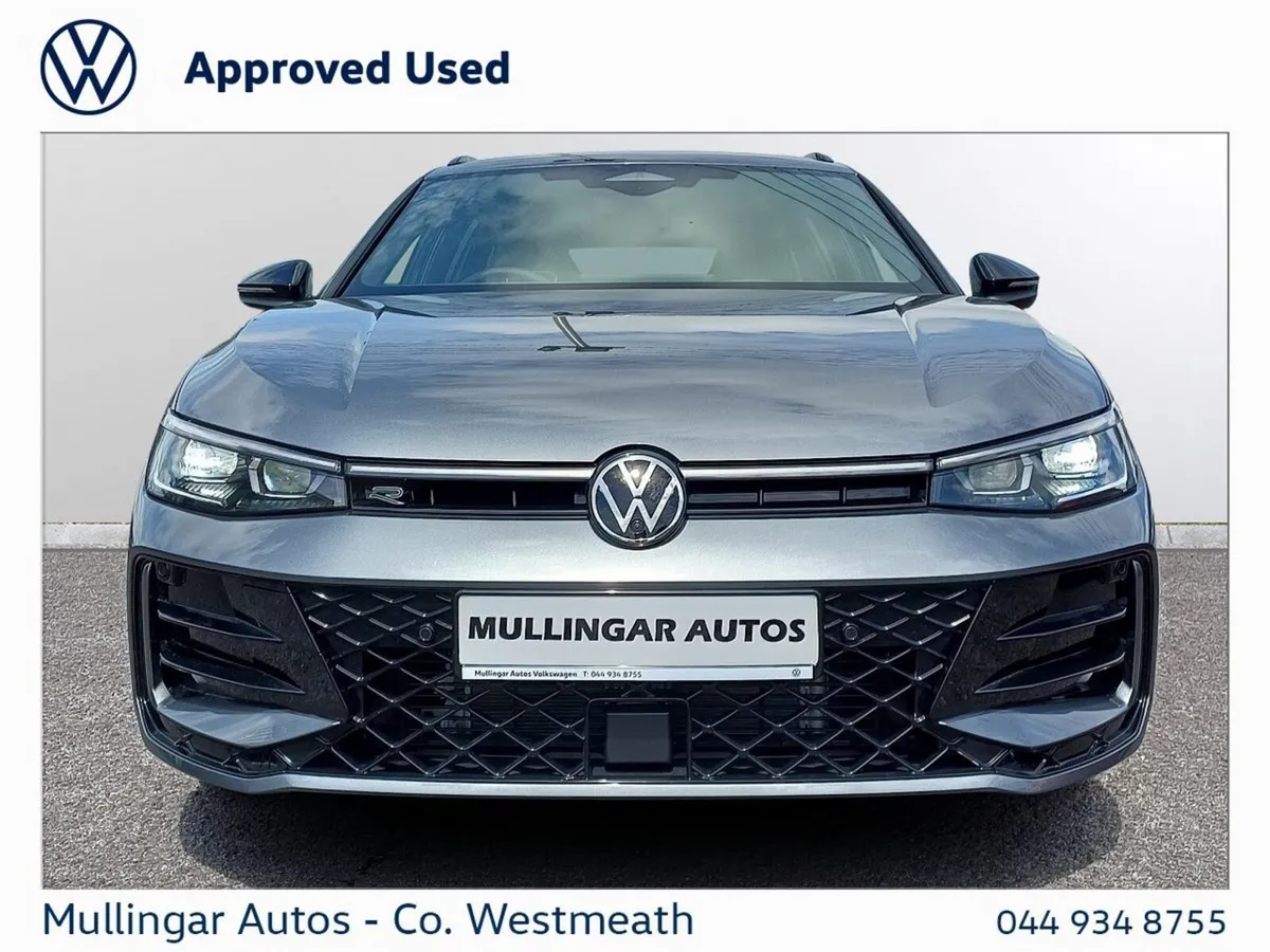 Volkswagen Passat Estate, Diesel, 2026, Grey