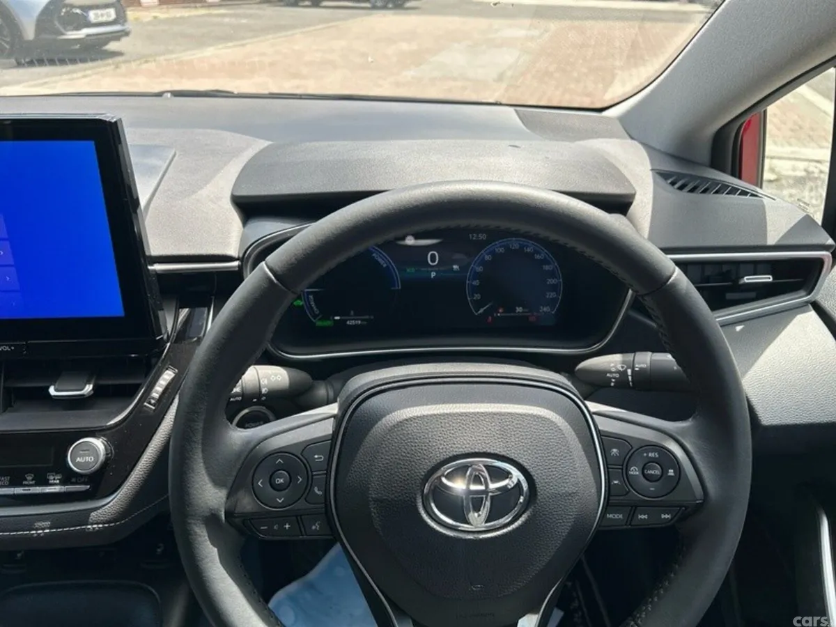 Toyota Corolla Saloon, Petrol Hybrid, 2024, Red
