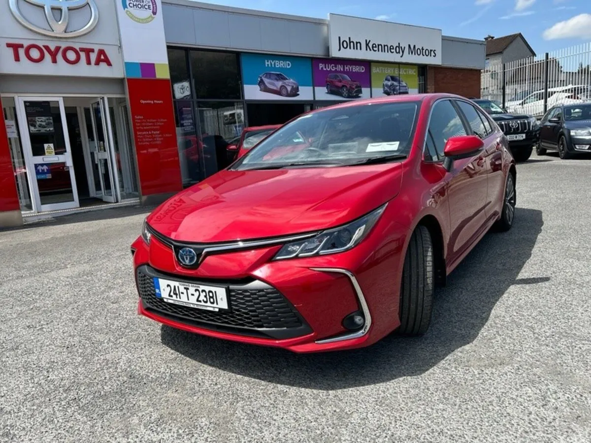 Toyota Corolla Saloon, Petrol Hybrid, 2024, Red