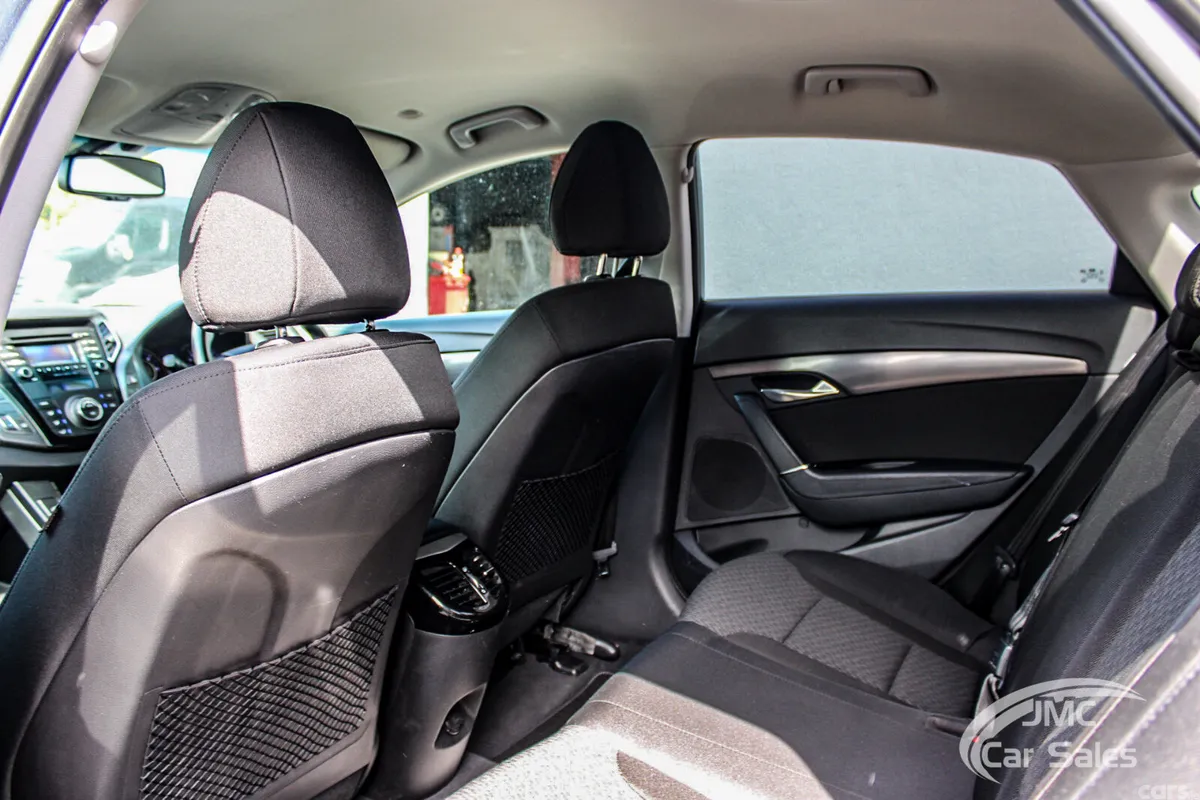 Hyundai i40 Saloon, Diesel, 2015, Grey