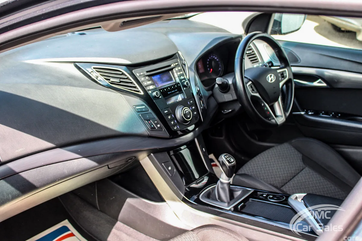 Hyundai i40 Saloon, Diesel, 2015, Grey