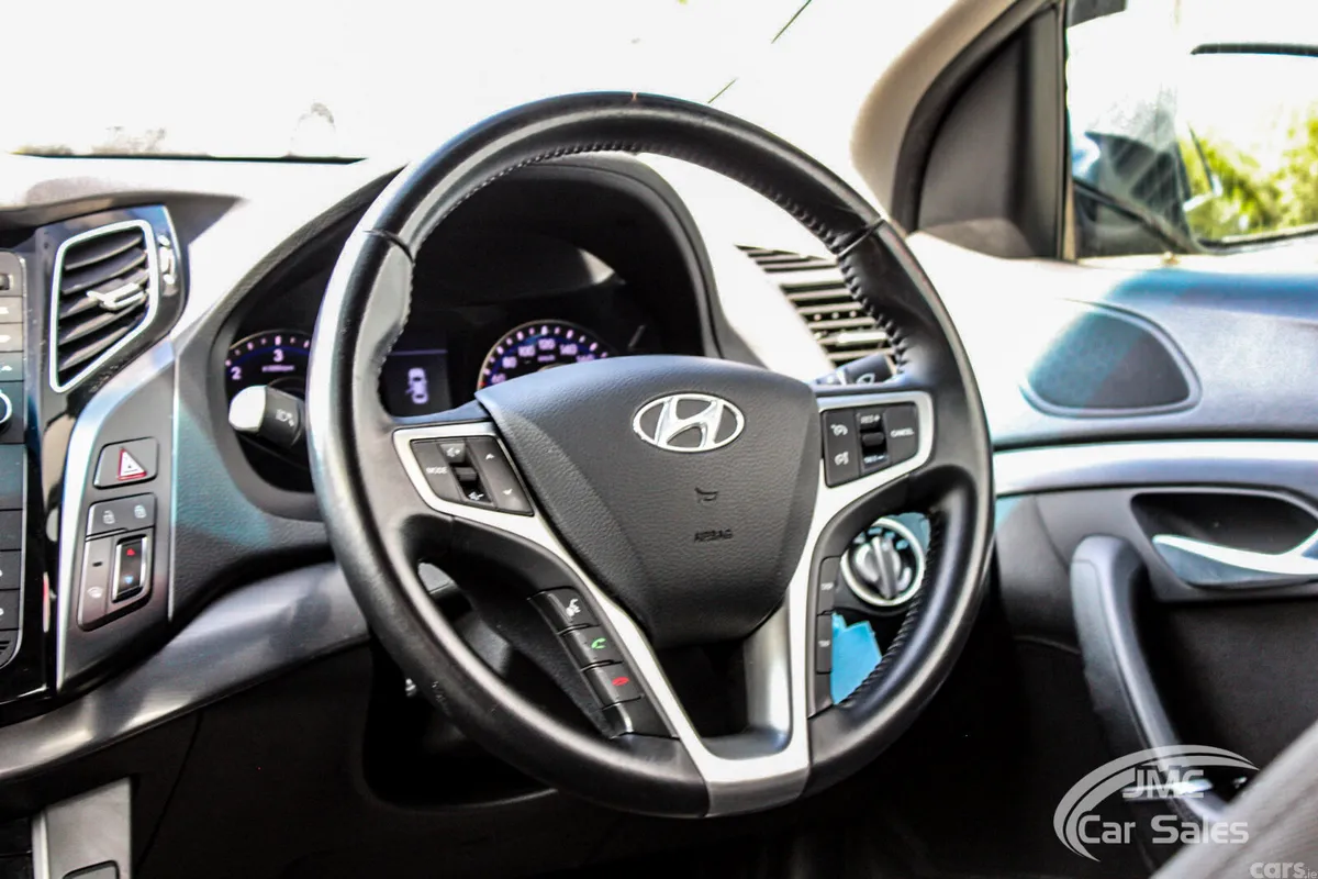 Hyundai i40 Saloon, Diesel, 2015, Grey