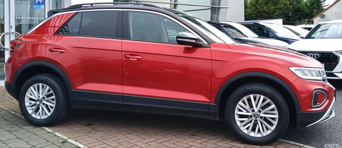 Volkswagen T-Roc SUV, Diesel, 2023, Red