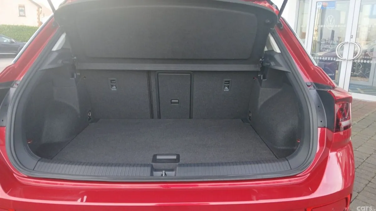 Volkswagen T-Roc SUV, Diesel, 2023, Red
