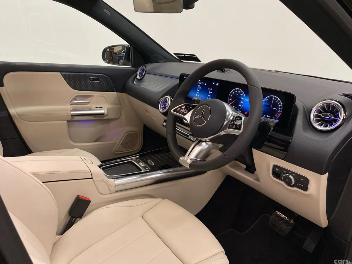 Mercedes-Benz GLA SUV, Petrol, 2026, Black