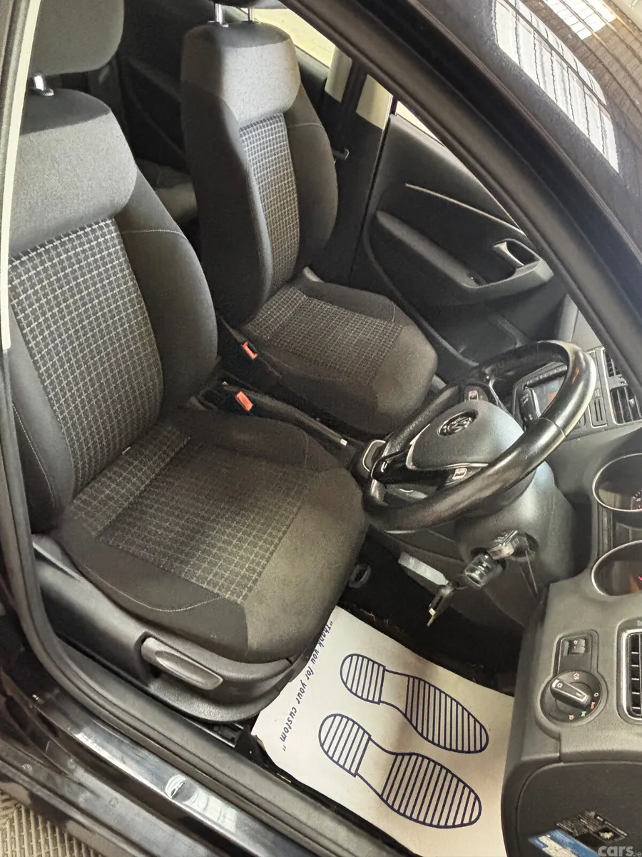 Volkswagen Polo Hatchback, Petrol, 2016, Black