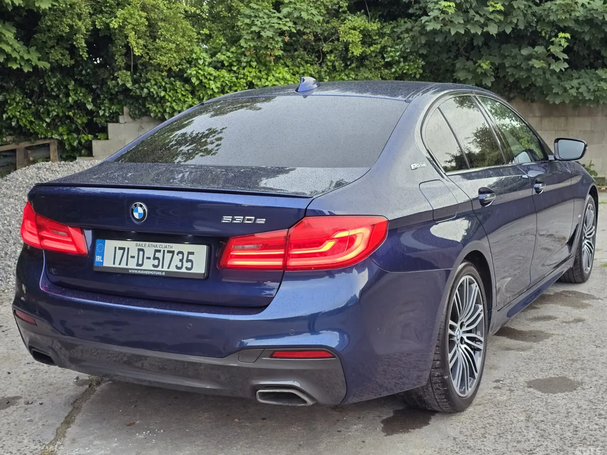 BMW 5-Series Saloon, Petrol Plug-in Hybrid, 2017, Blue