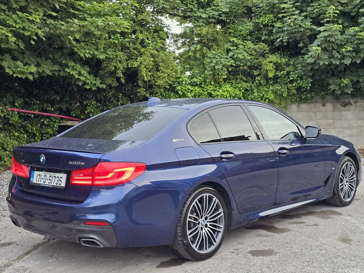 BMW 5-Series Saloon, Petrol Plug-in Hybrid, 2017, Blue