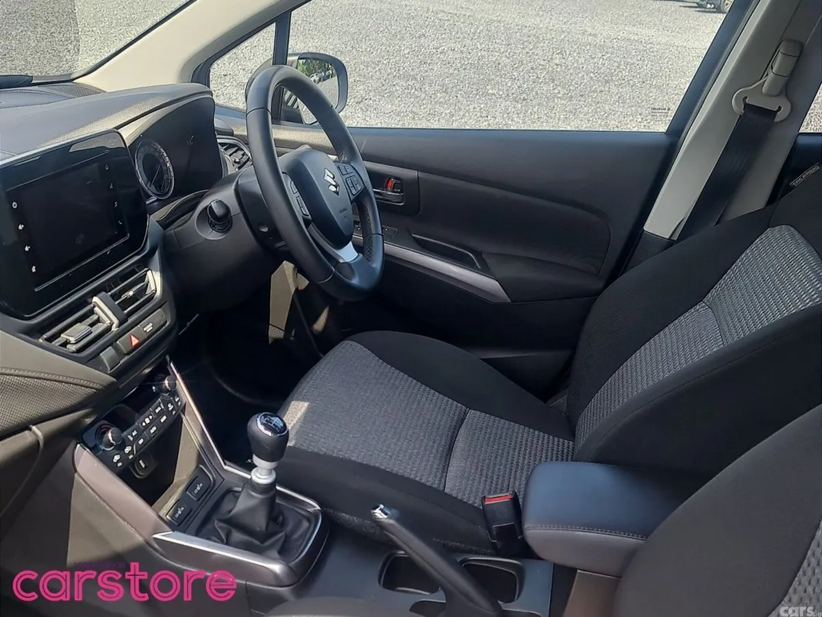 Suzuki SX4 S-Cross Hatchback, Petrol, 2023, Blue
