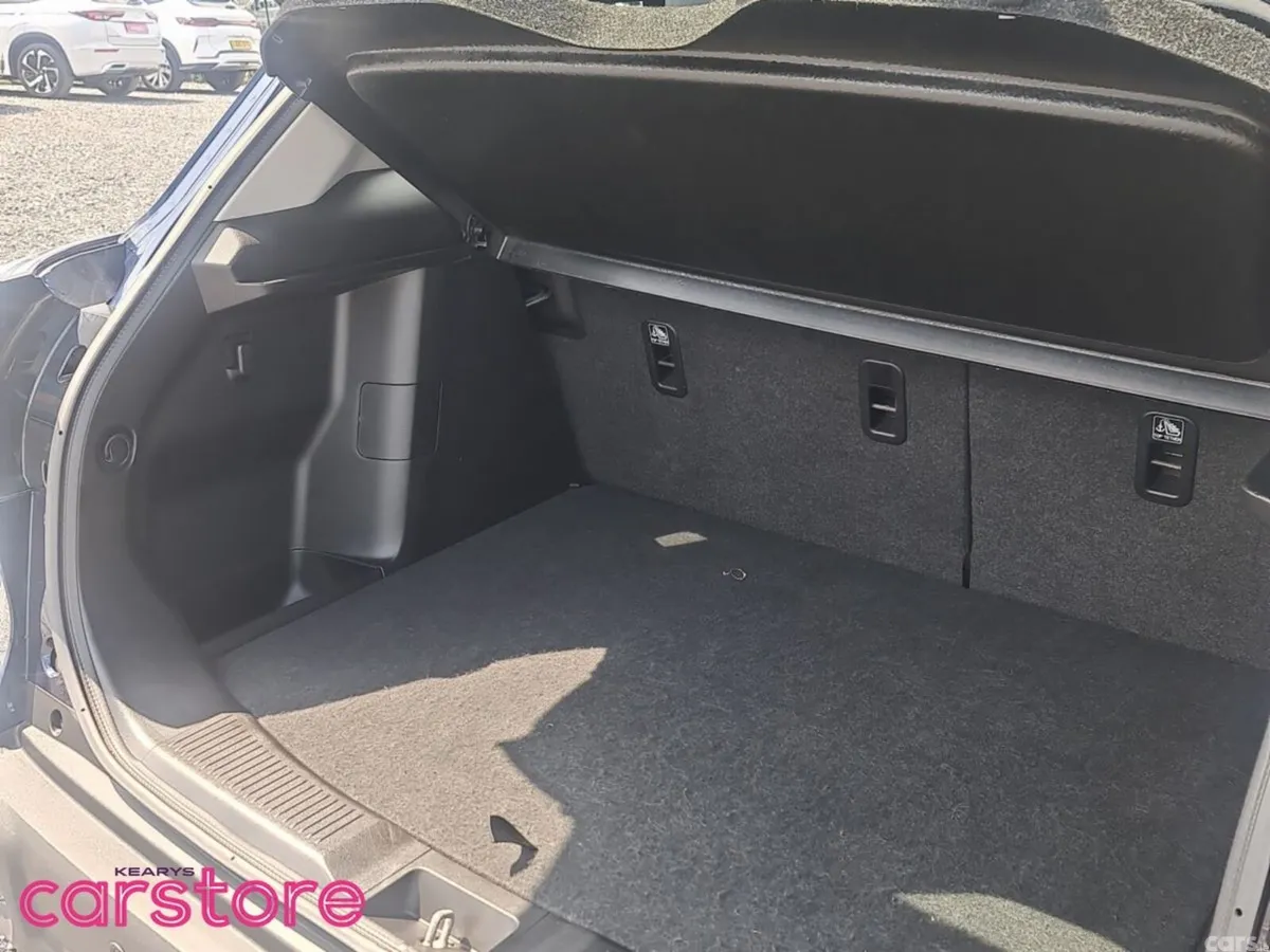 Suzuki SX4 S-Cross Hatchback, Petrol, 2023, Blue
