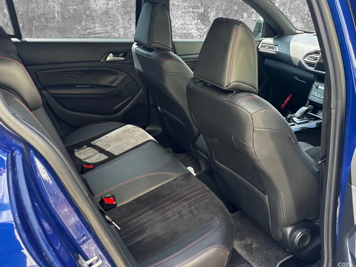 Peugeot 308 Hatchback, Diesel, 2019, Blue
