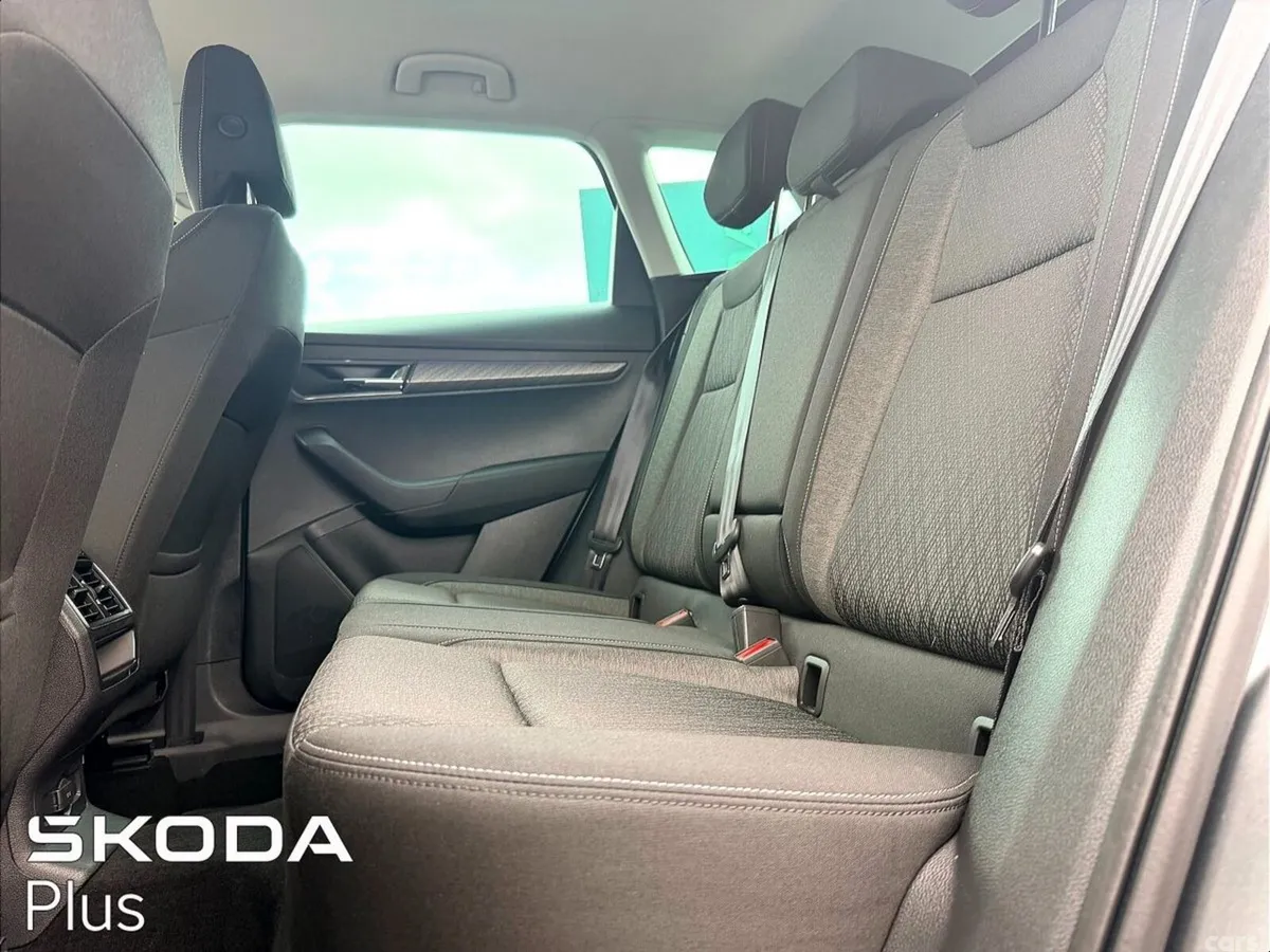 Skoda Karoq SUV, Diesel, 2024, Grey
