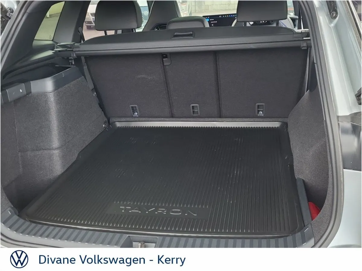 Volkswagen Tayron SUV, Petrol Plug-in Hybrid, 2026, Silver