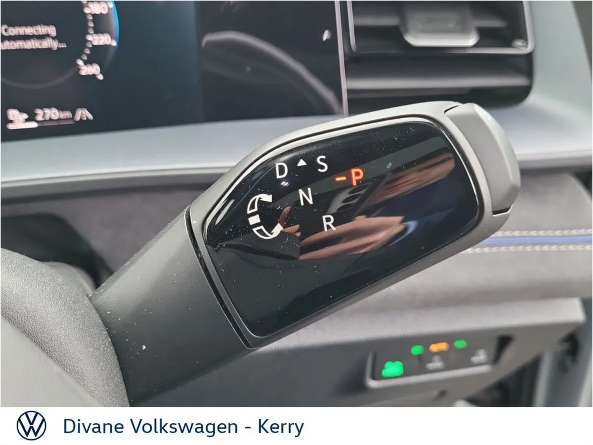 Volkswagen Tayron SUV, Petrol Plug-in Hybrid, 2026, Silver