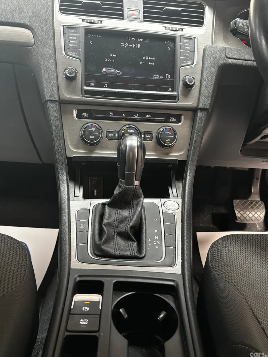 Volkswagen Golf Hatchback, Petrol, 2016, Blue