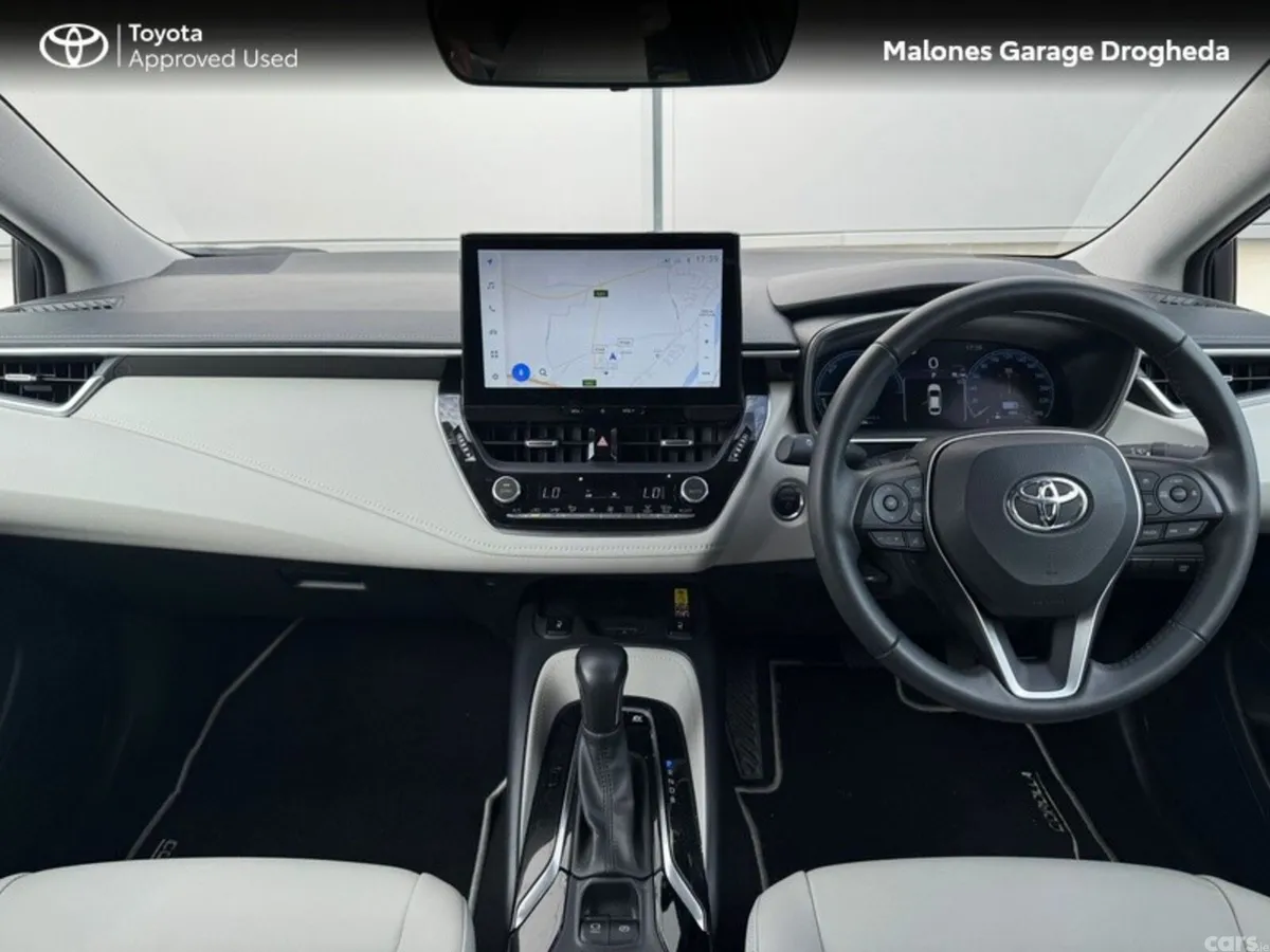 Toyota Corolla Saloon, Petrol Hybrid, 2025, Silver