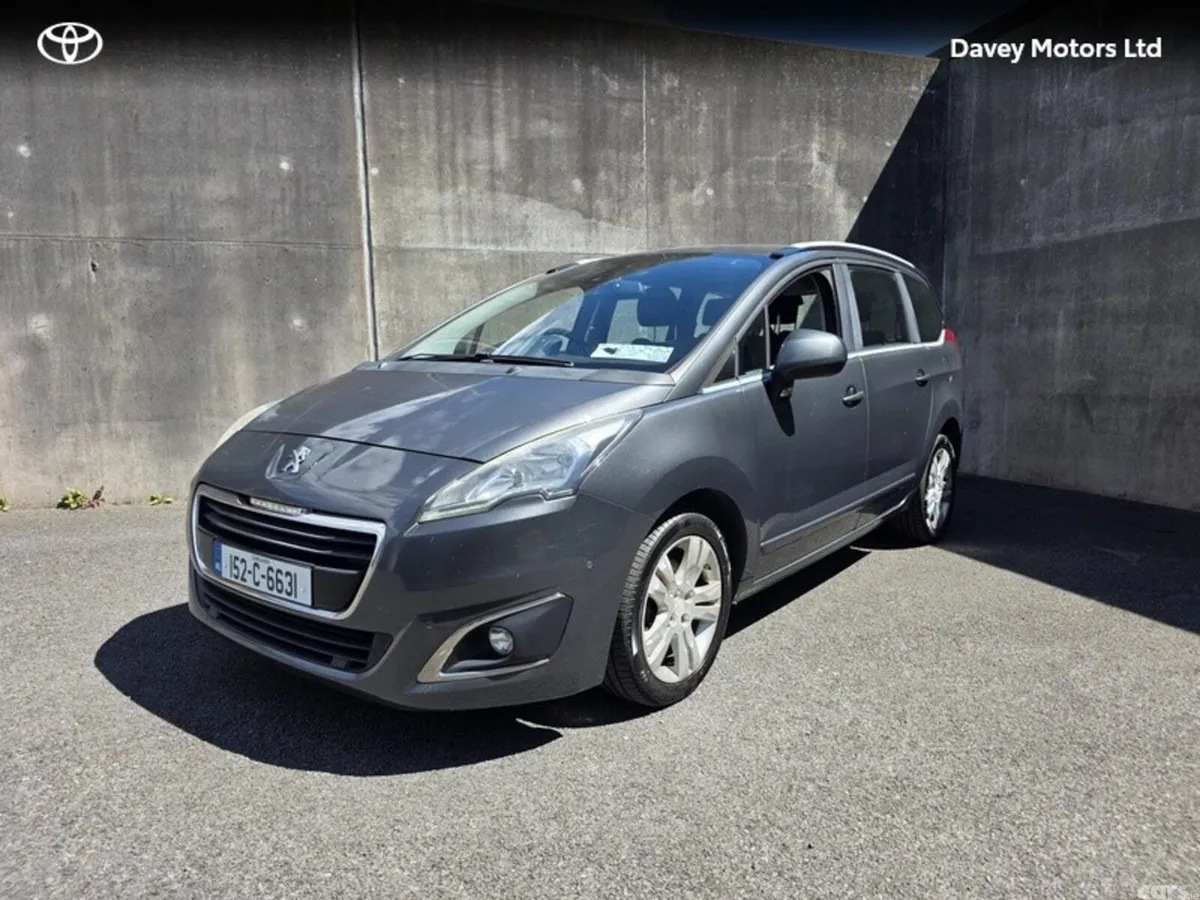 Peugeot 5008 MPV, Diesel, 2015, Grey