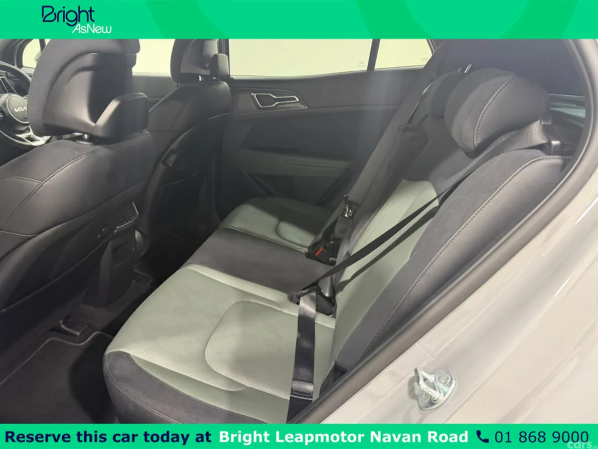 Kia Sportage MPV, Petrol Plug-in Hybrid, 2024, Grey