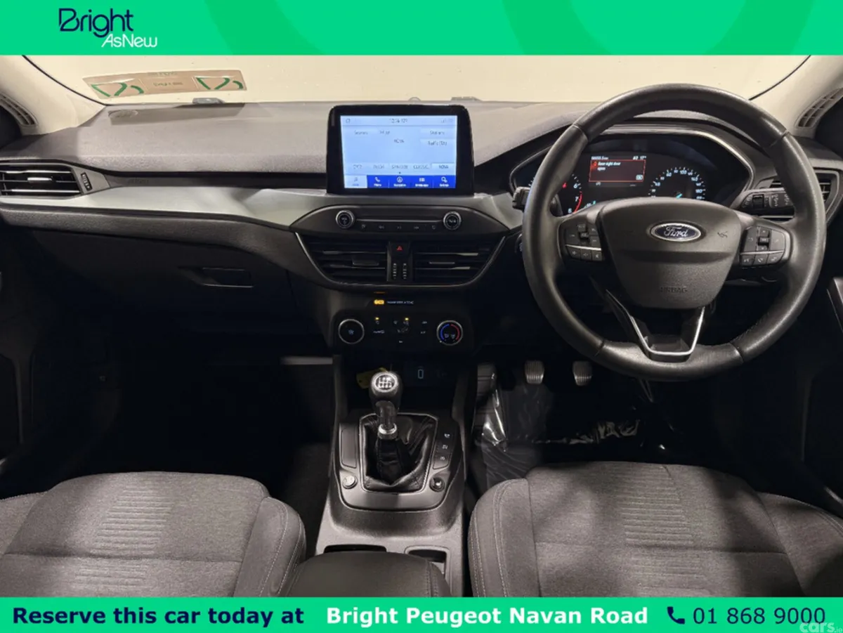 Ford Focus Hatchback, Petrol, 2021, White