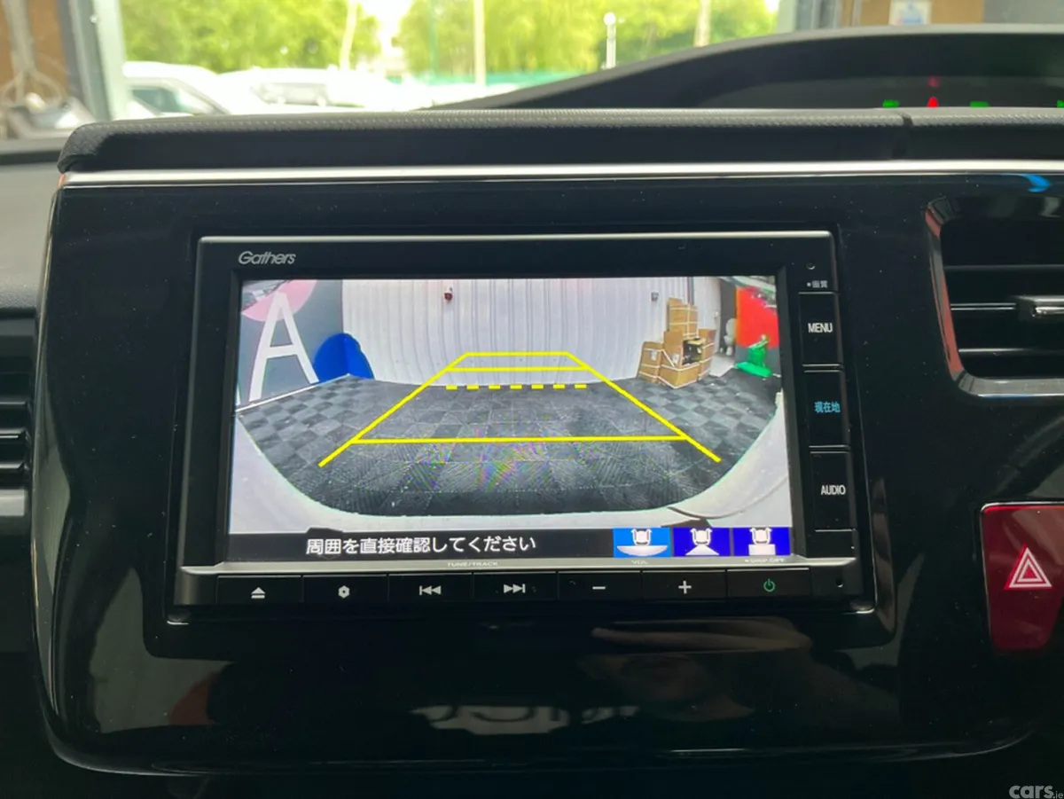 Honda Stepwagon MPV, Petrol Hybrid, 2020, White