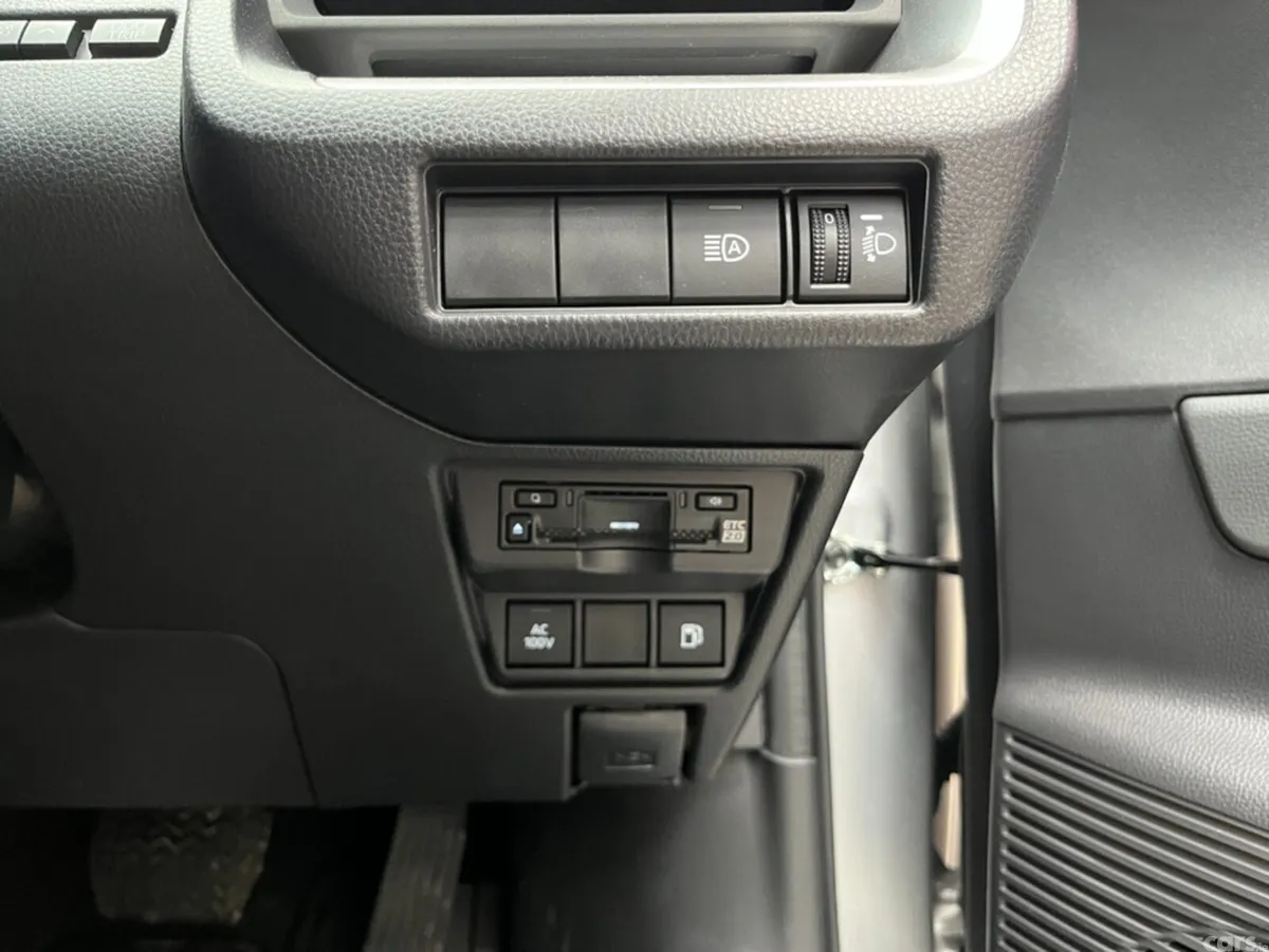 Toyota Prius Estate, Petrol, 2025, Silver
