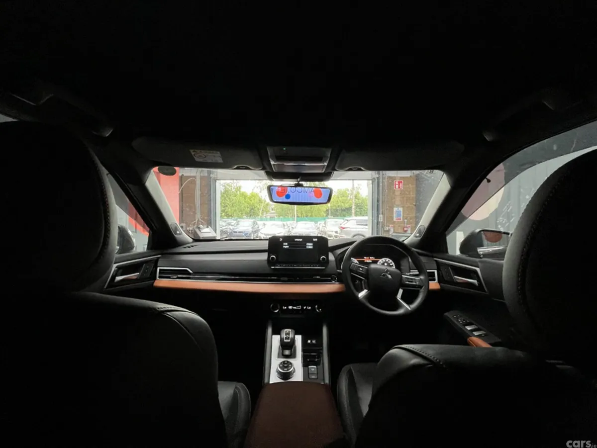 Mitsubishi Outlander SUV, Petrol, 2023, Brown