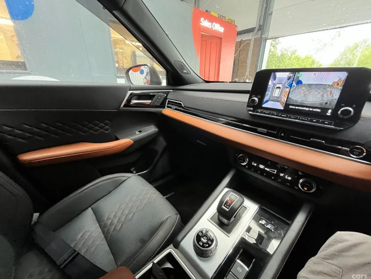Mitsubishi Outlander SUV, Petrol, 2023, Brown