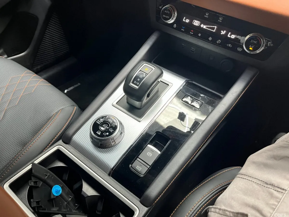Mitsubishi Outlander SUV, Petrol, 2023, Brown
