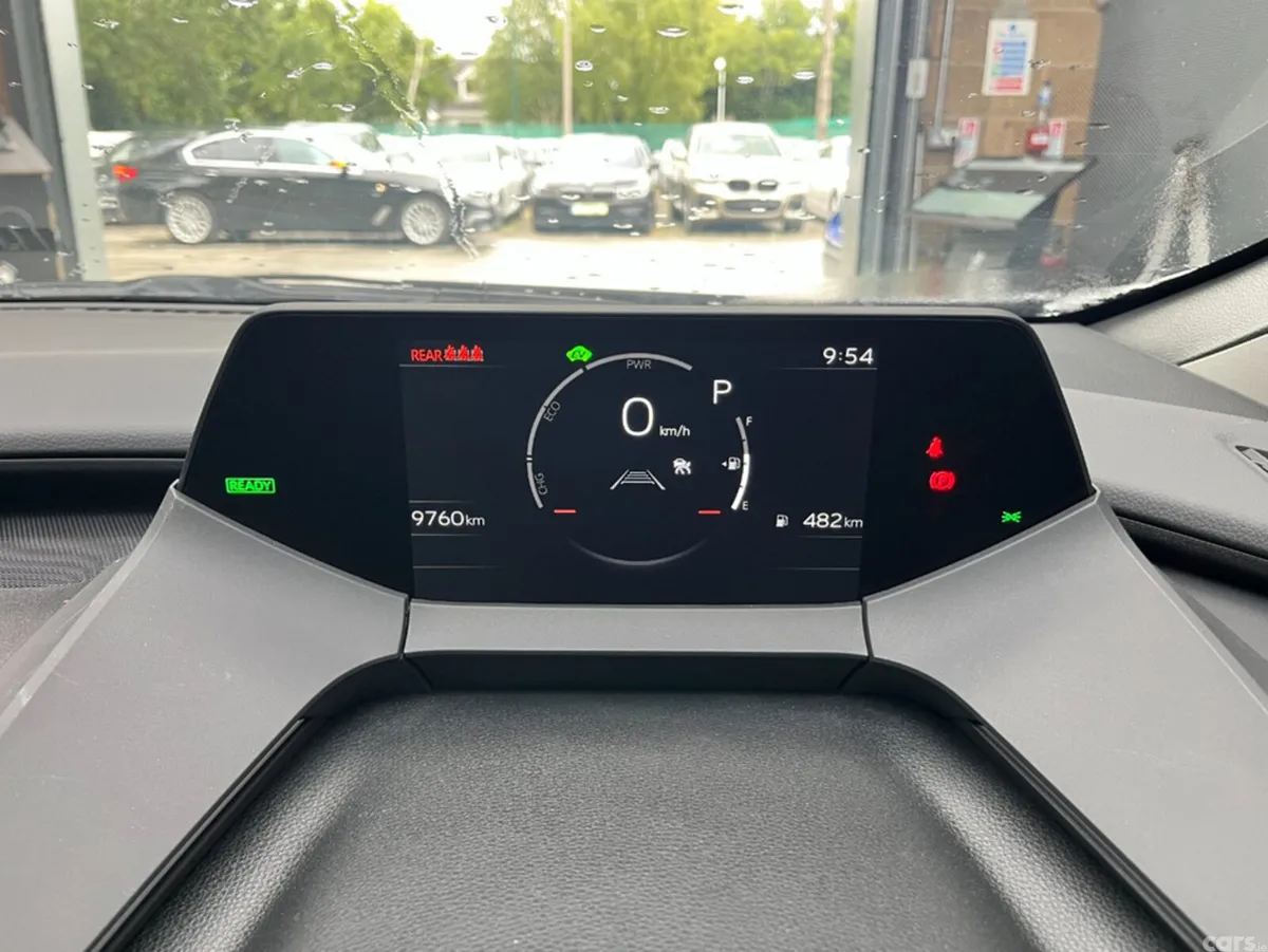 Toyota Prius Estate, Petrol, 2025, Silver