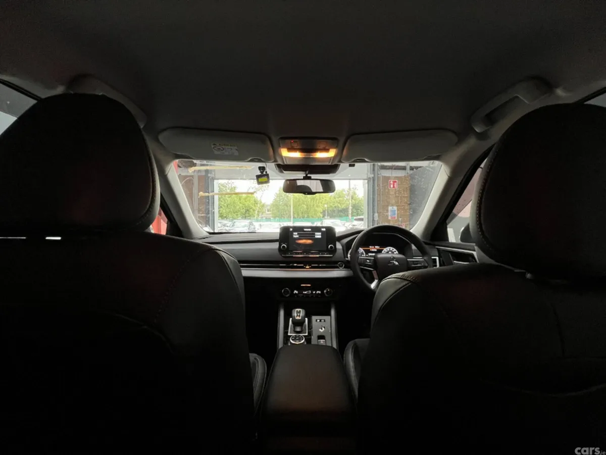 Mitsubishi Outlander SUV, Petrol Plug-in Hybrid, 2022, Brown