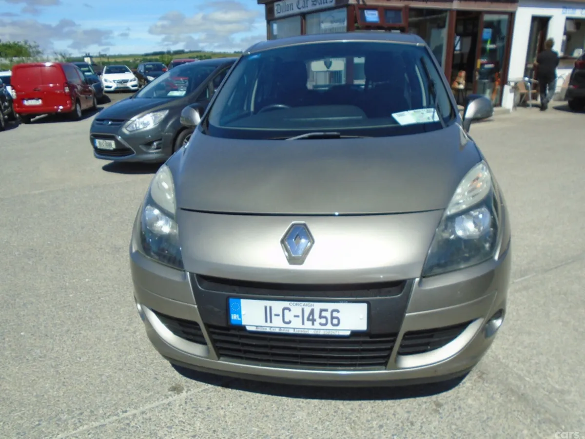 Renault Scenic Hatchback, Diesel, 2011, Gold