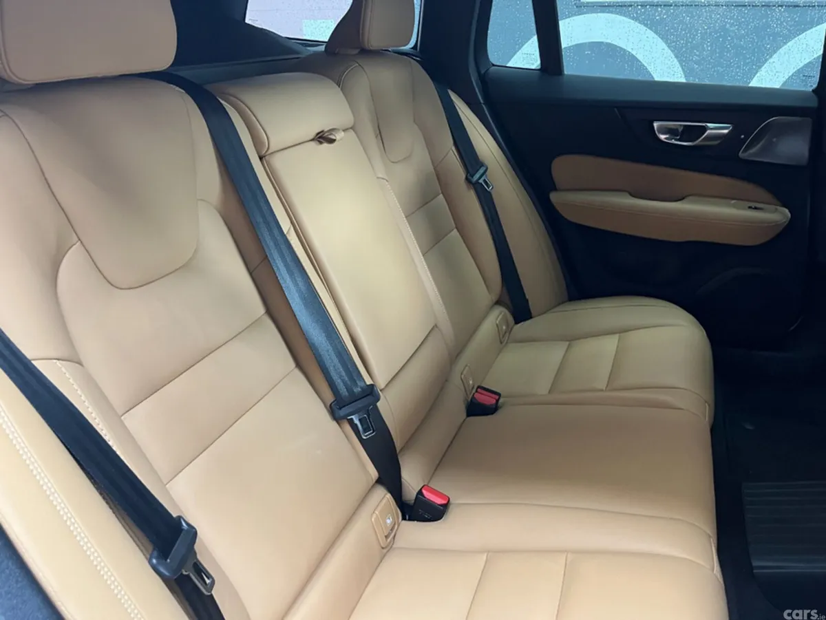 Volvo V60 Estate, Petrol Plug-in Hybrid, 2024, White