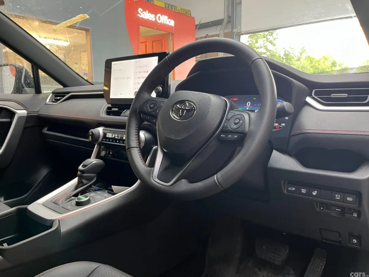 Toyota RAV4 SUV, Petrol Hybrid, 2025, Grey