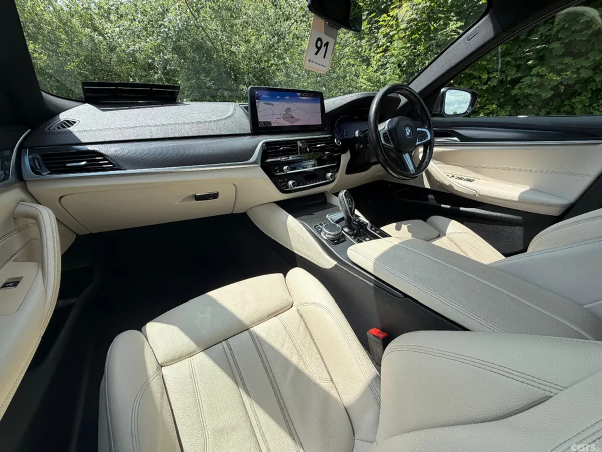 BMW 5-Series Saloon, Petrol Plug-in Hybrid, 2022, Grey