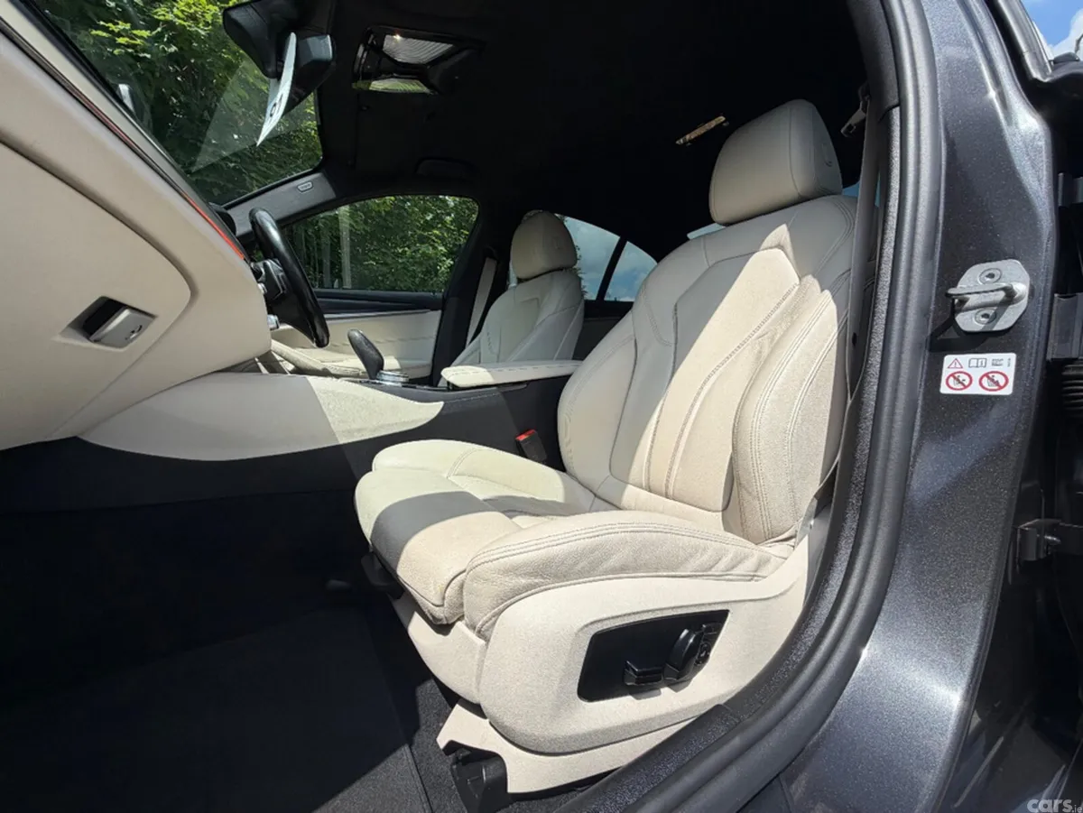 BMW 5-Series Saloon, Petrol Plug-in Hybrid, 2022, Grey