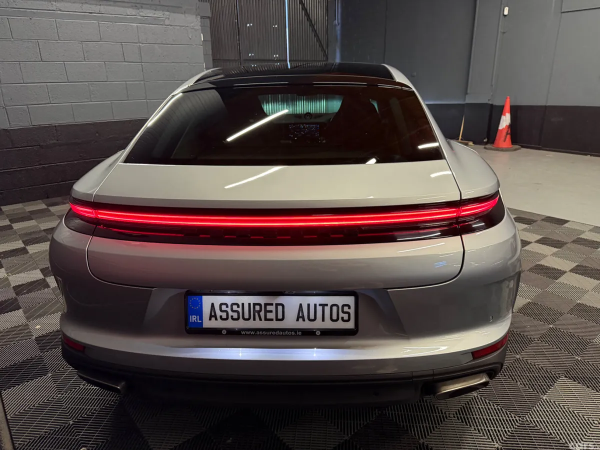 Porsche Panamera Hatchback, Petrol Plug-in Hybrid, 2024, Green