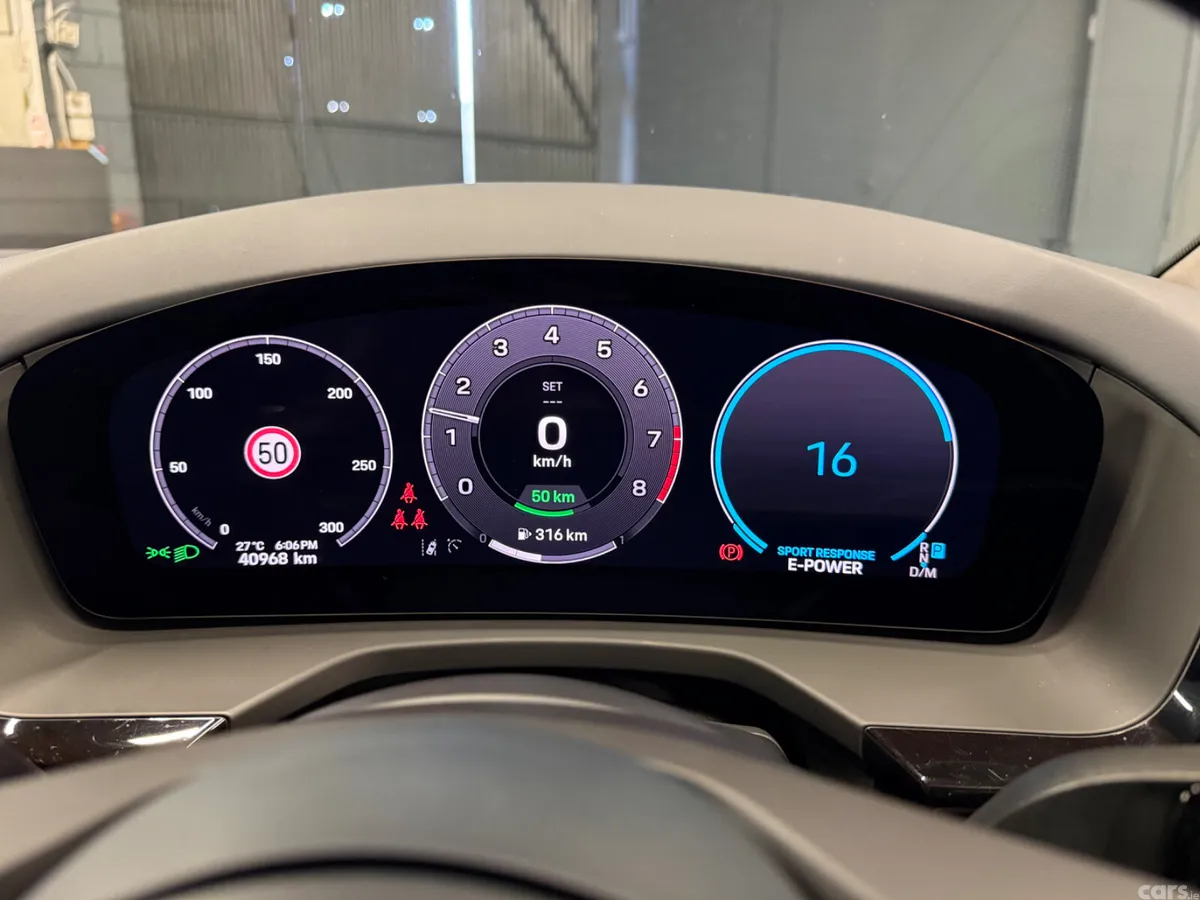 Porsche Panamera Hatchback, Petrol Plug-in Hybrid, 2024, Green