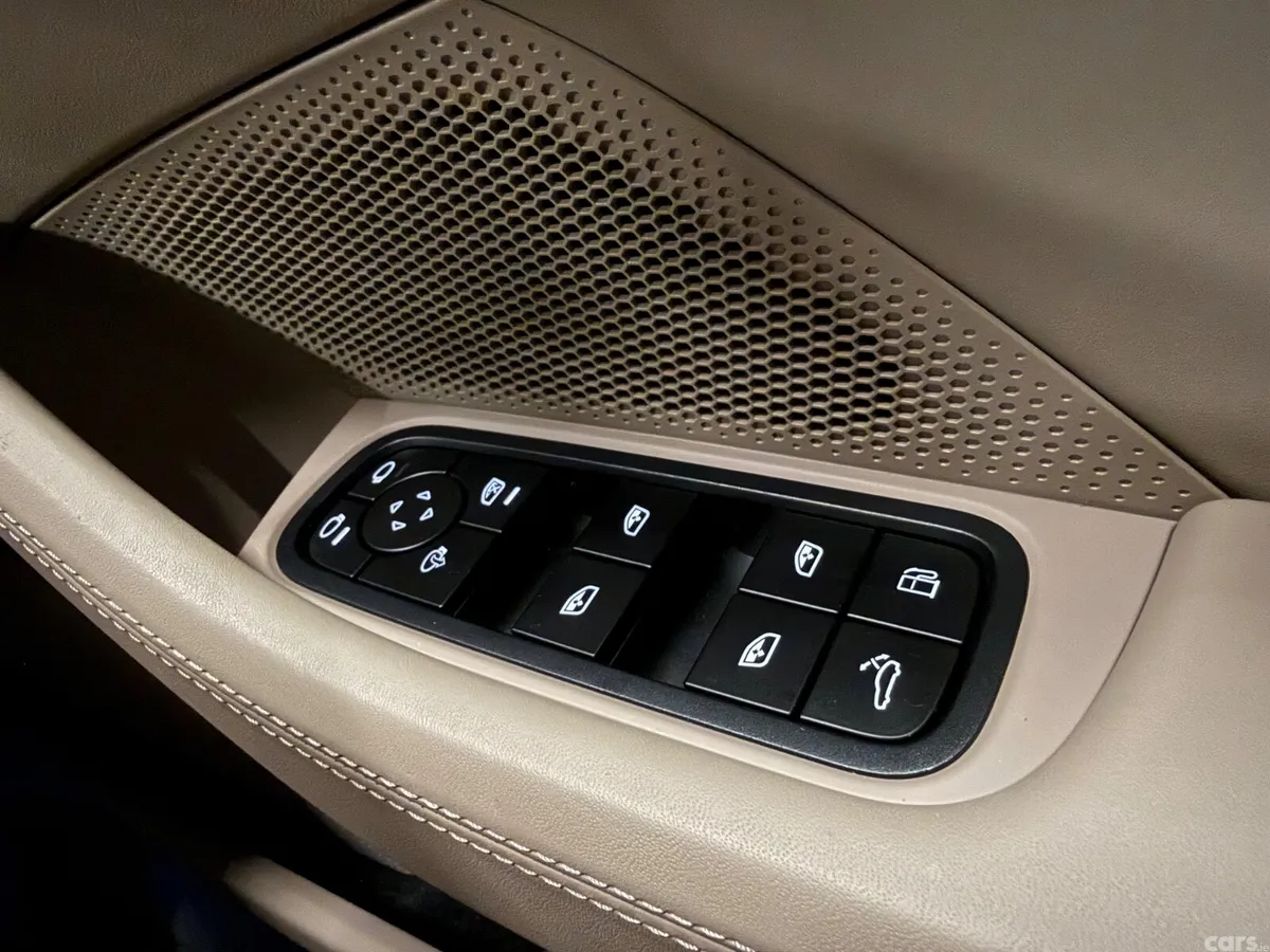 Porsche Panamera Hatchback, Petrol Plug-in Hybrid, 2024, Green