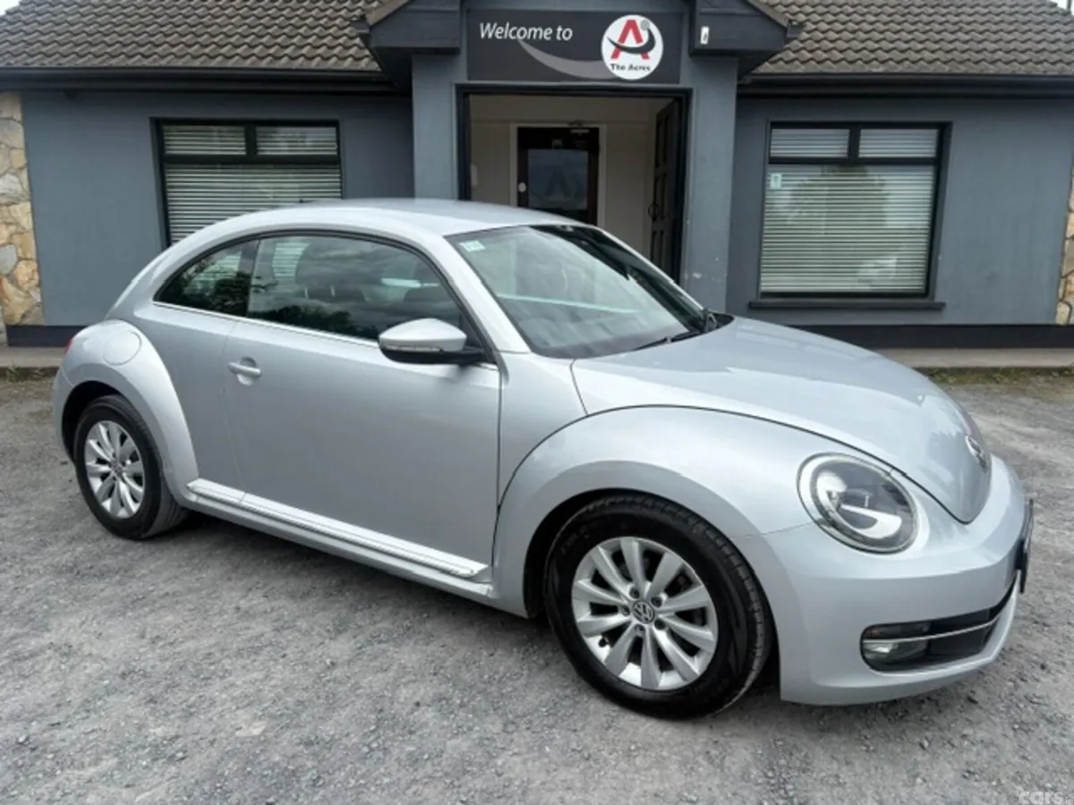 Volkswagen Beetle Hatchback, Petrol, 2015, Silver