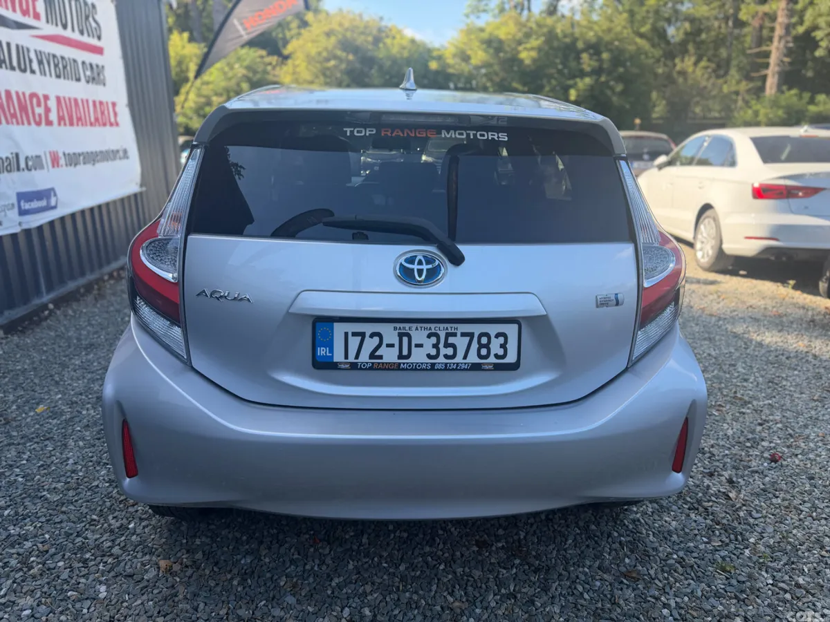 Toyota Aqua Hatchback, Petrol Hybrid, 2017, Silver