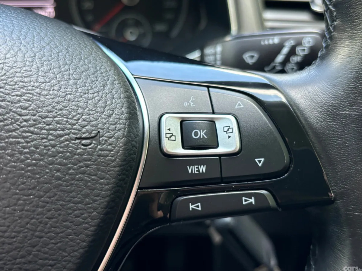 Volkswagen T-Roc SUV, Diesel, 2021, Blue