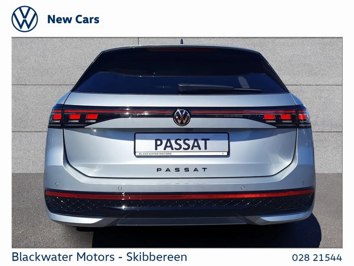 Volkswagen Passat Estate, Diesel, 2026, Grey