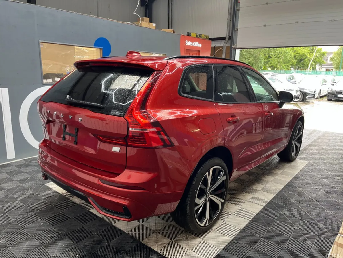 Volvo XC60 SUV, Petrol Plug-in Hybrid, 2024, Red