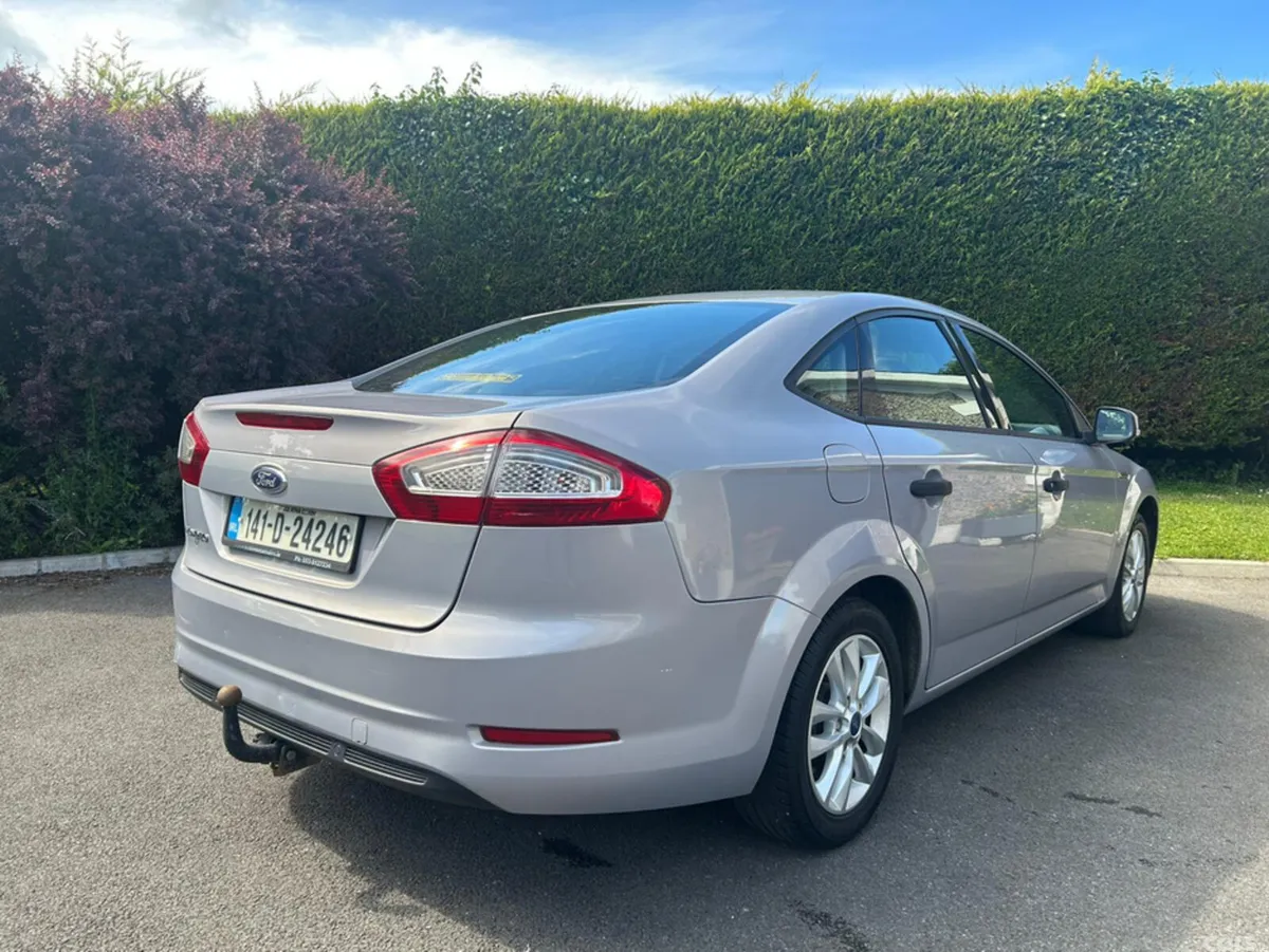 Ford Mondeo Saloon, Diesel, 2014, Grey